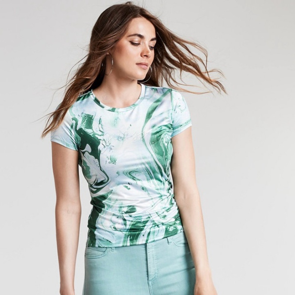 GUESS Marble Print Logo T-shirt
